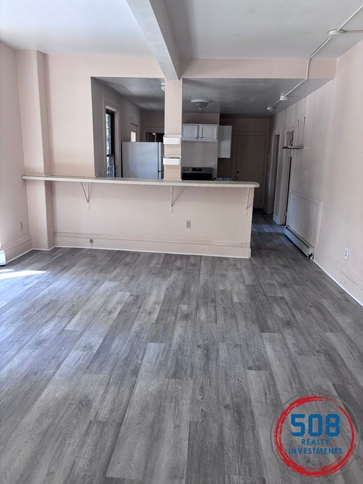 Wachusett St #1 - Photo 6 of 11
