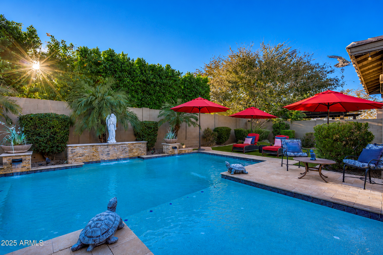 3781 E Chestnut Ln - Photo 6 of 50