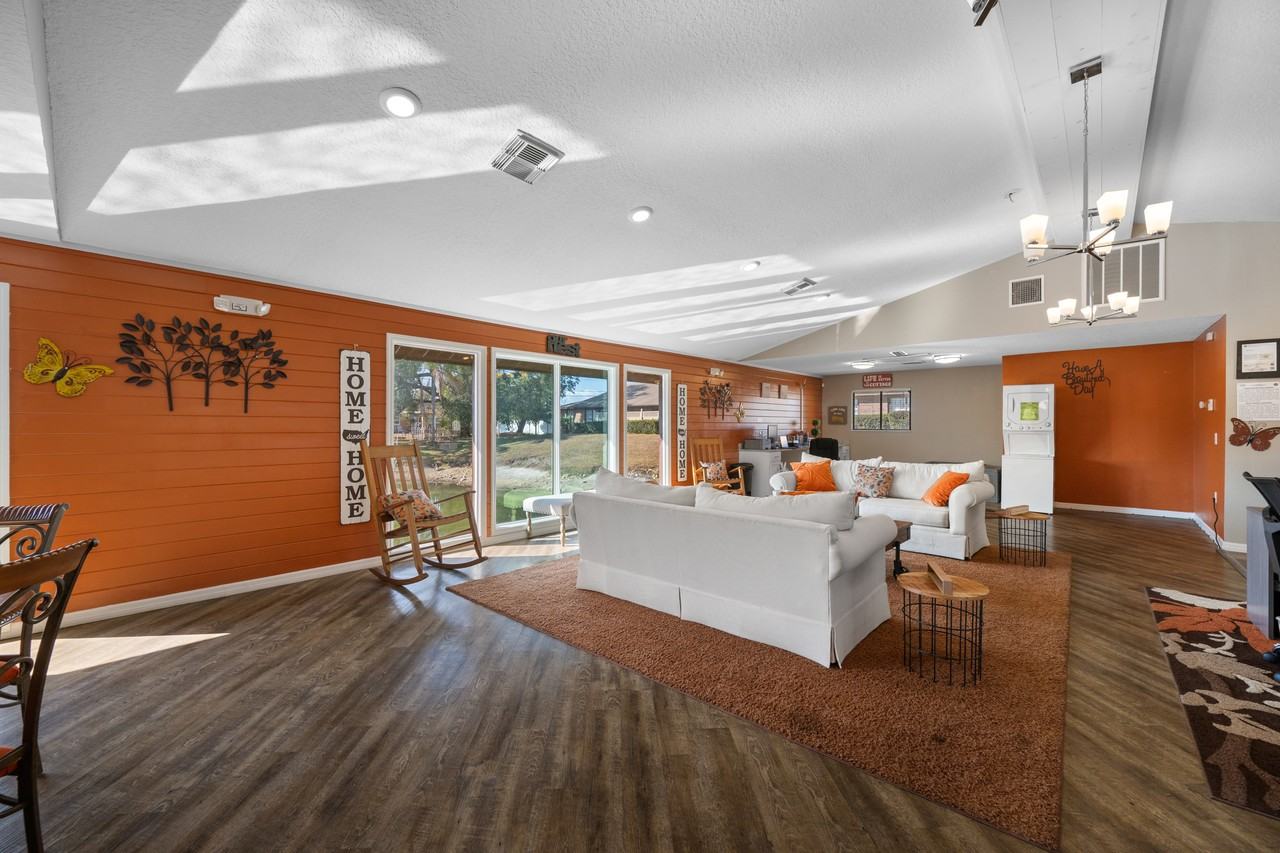 Cottage Court Apartments - Photo 5 of 50
