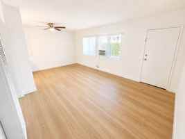 featured image of 1442 E Maple St