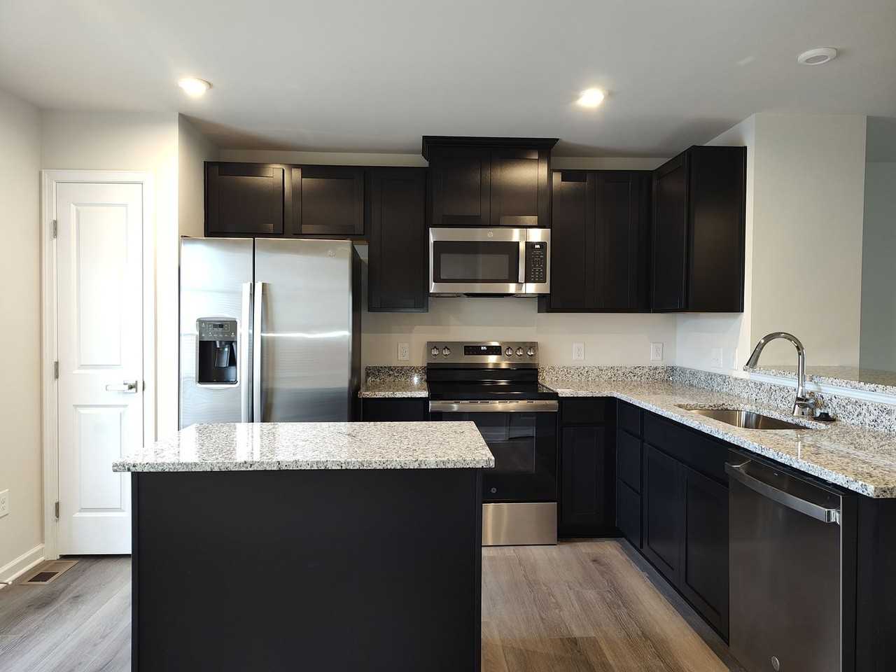 6619 Addax Way - Photo 3 of 30