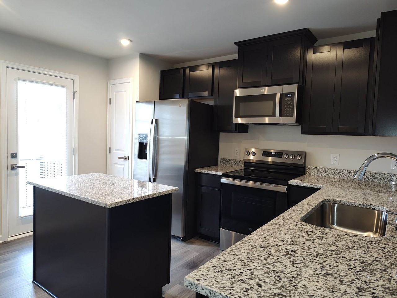 6619 Addax Way - Photo 6 of 30