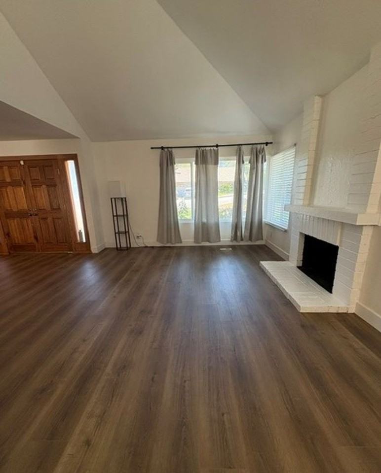 514 Avenida Presidio - Photo 6 of 26