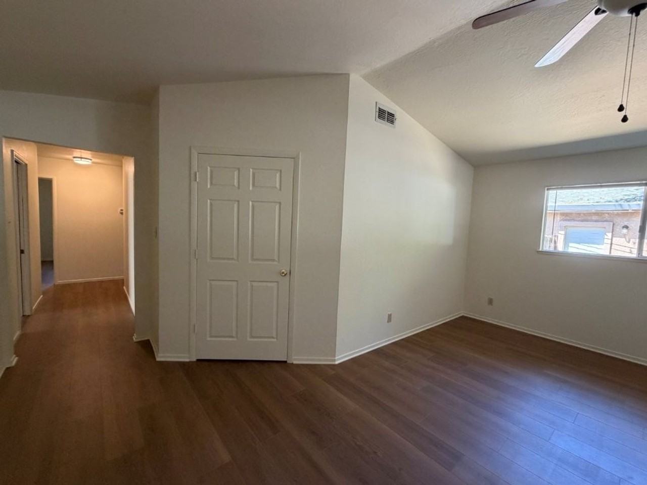 1321 Chestnut Ln - Photo 7 of 21