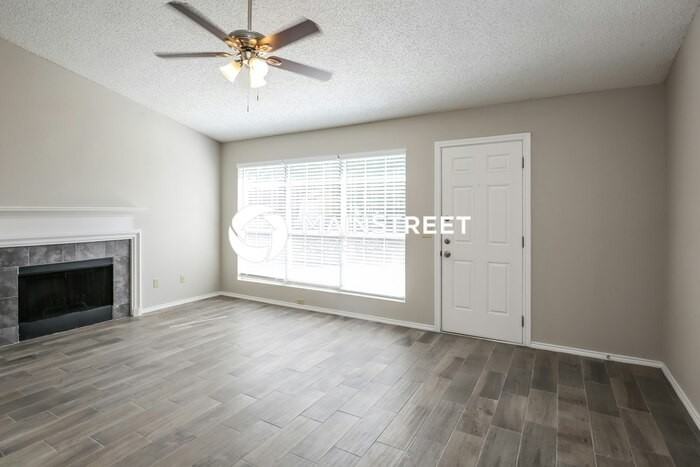 6820 Lyndale Dr - Photo 3 of 16