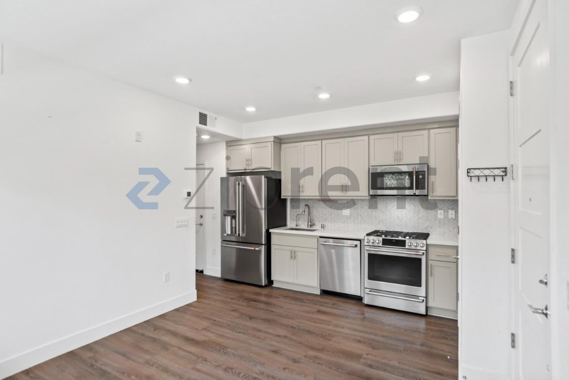 733 Delve Ct - Photo 7 of 18
