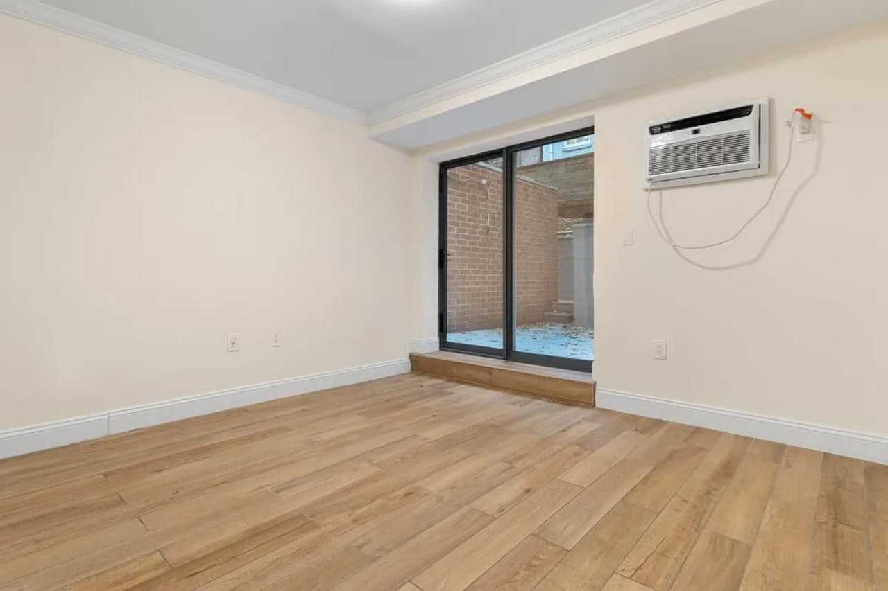 E 22nd St #GLL - Photo 2 of 4