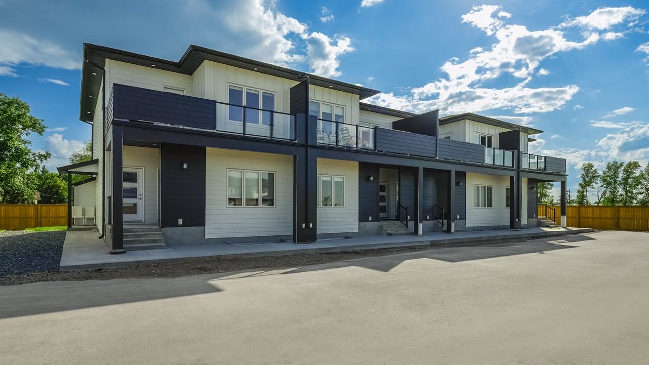 290 Normandeau Avenue - Photo 4 of 50