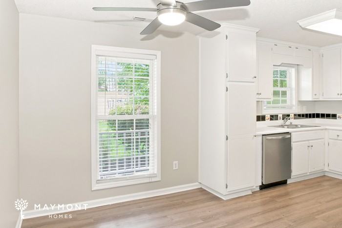 112 Hayloft Ct - Photo 6 of 15