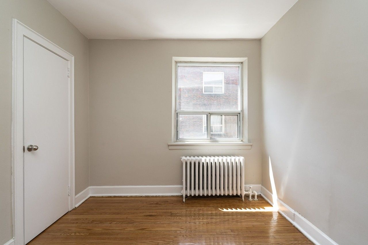 1510 Bathurst Street - Photo 6 of 10