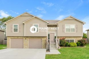 524 S Poplar St - Photo 1 of 1