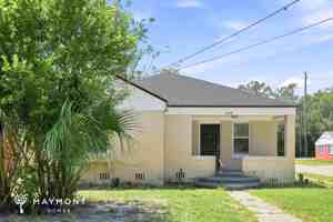 featured image of 342 E 45th St