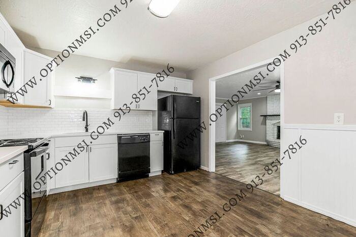 7319 Elm Ave - Photo 4 of 30
