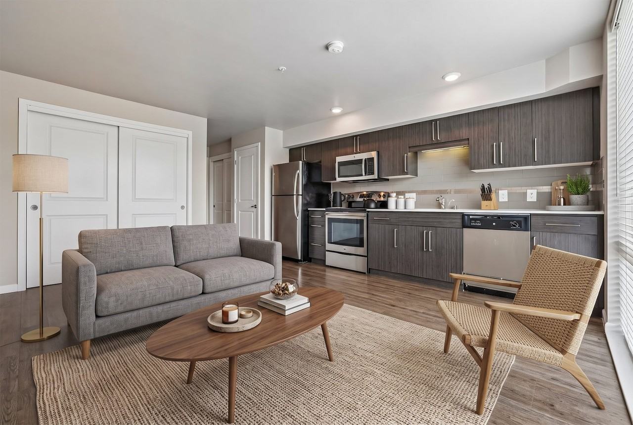 Ludwig Apartments - Photo 3 of 21