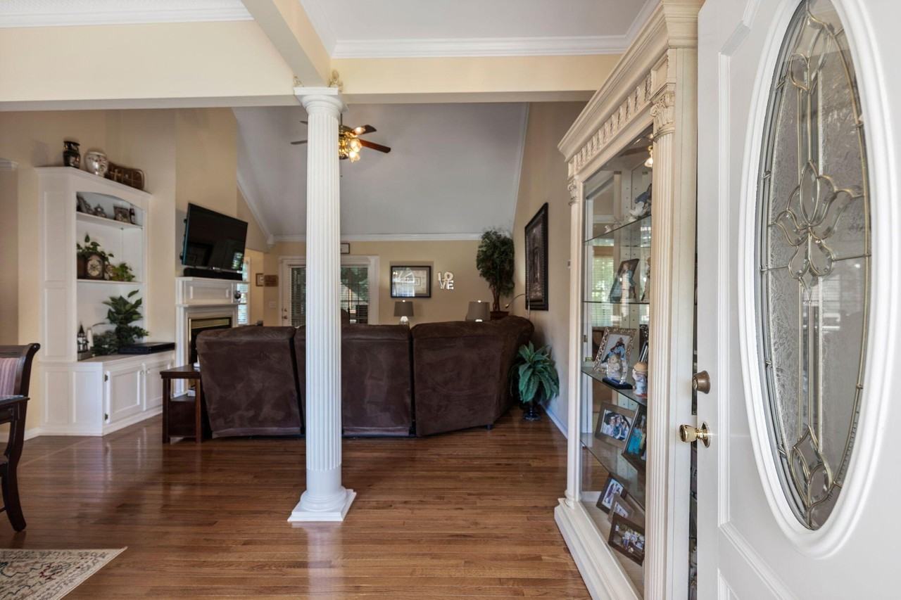 1531 Benjamin Cir Nw - Photo 5 of 50