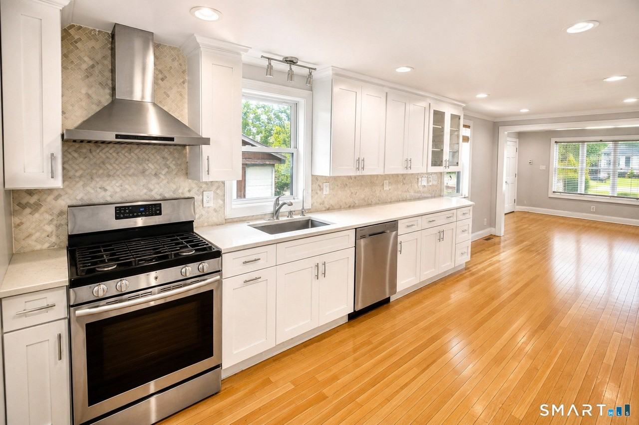 144 Ridge Rd - Photo 5 of 19