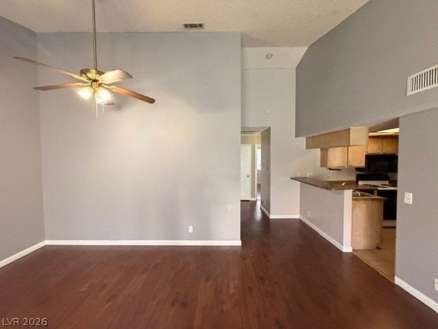 820 N Sloan Ln #203 - Photo 5 of 24