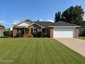 135 Summerfield Cir - Photo 1 of 1