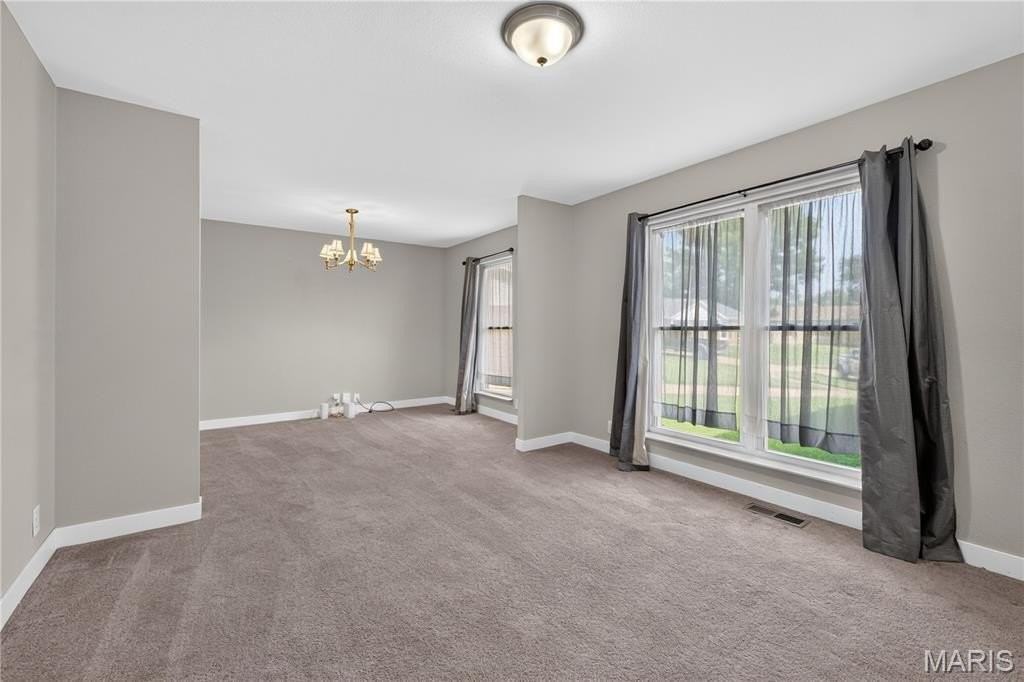 3689 Whispering Woods Dr - Photo 6 of 26