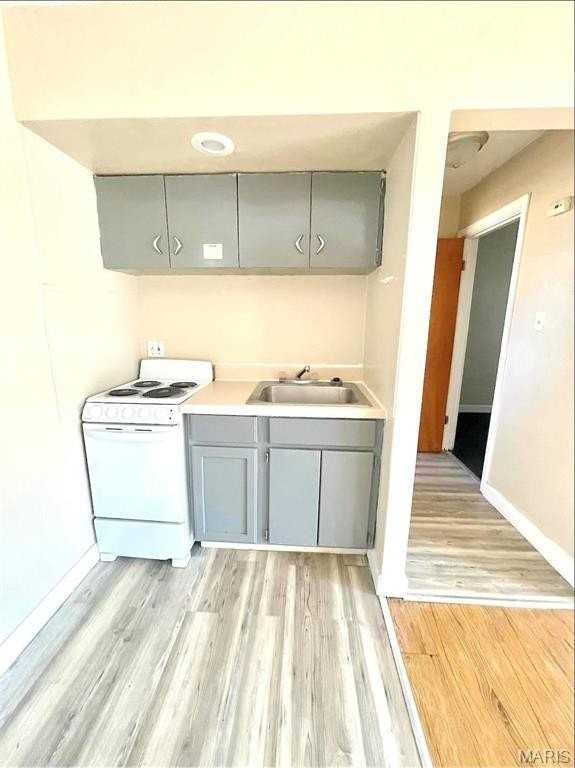 9902 W Main St #4 - Photo 4 of 6
