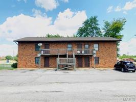 featured image of 101 W 5th St #2