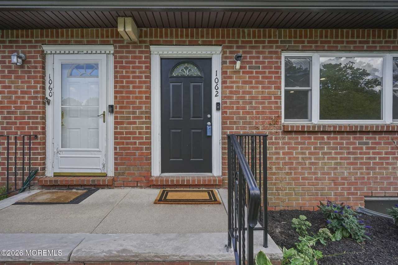 1062 Cheryl Ct #1062 - Photo 4 of 23