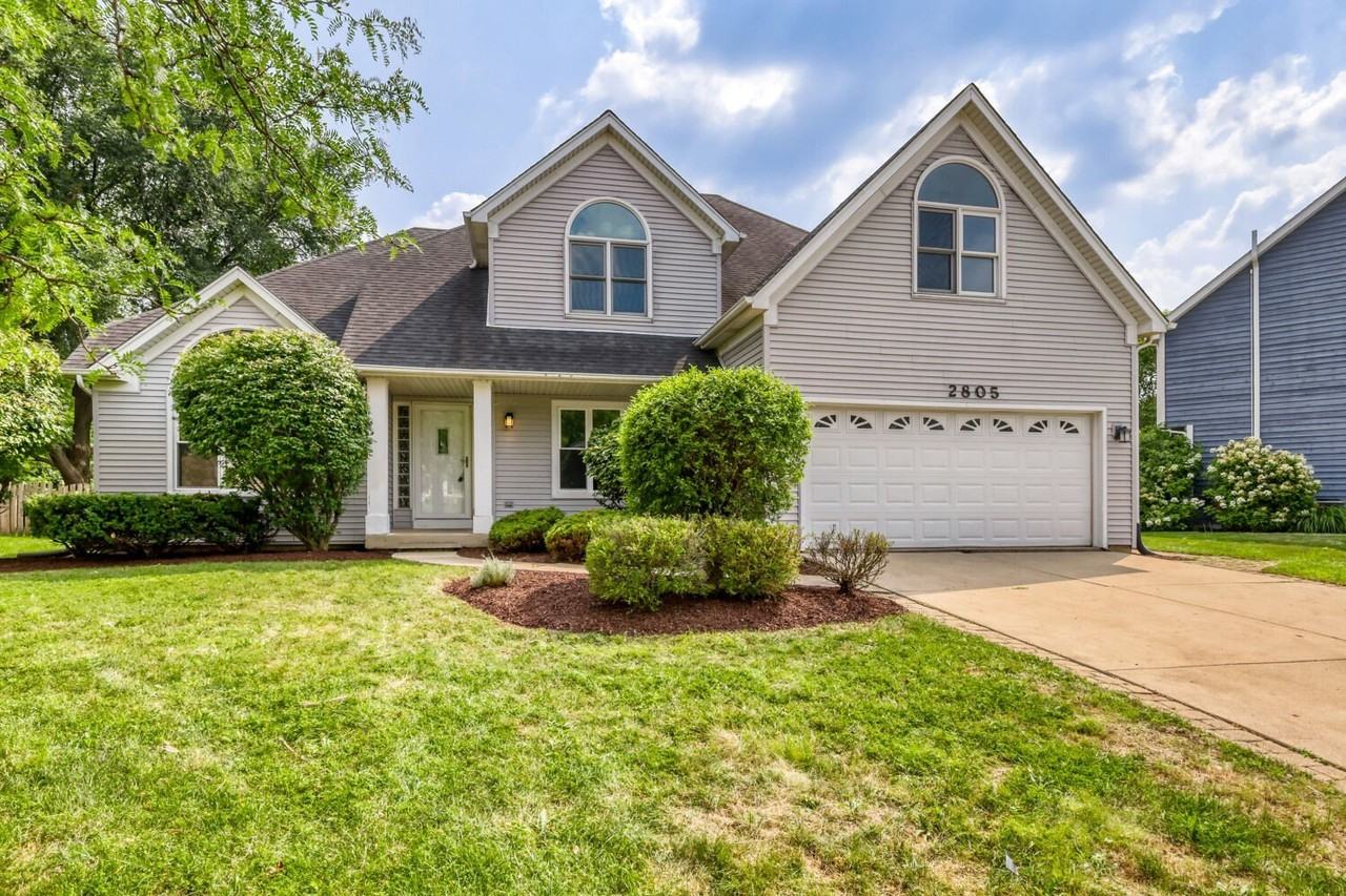2805 Breckenridge Cir - Photo 2 of 31