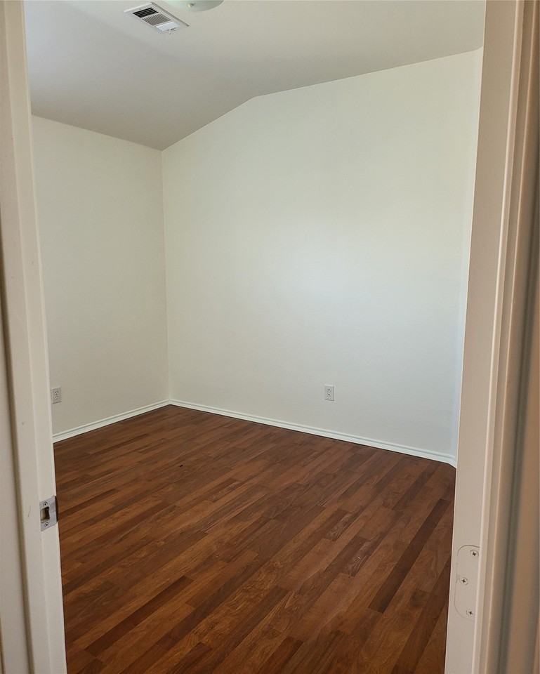 508 Quartz St - Photo 5 of 26