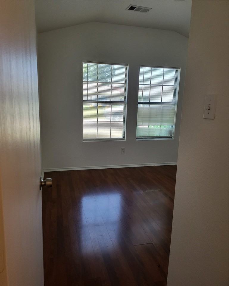 508 Quartz St - Photo 6 of 26