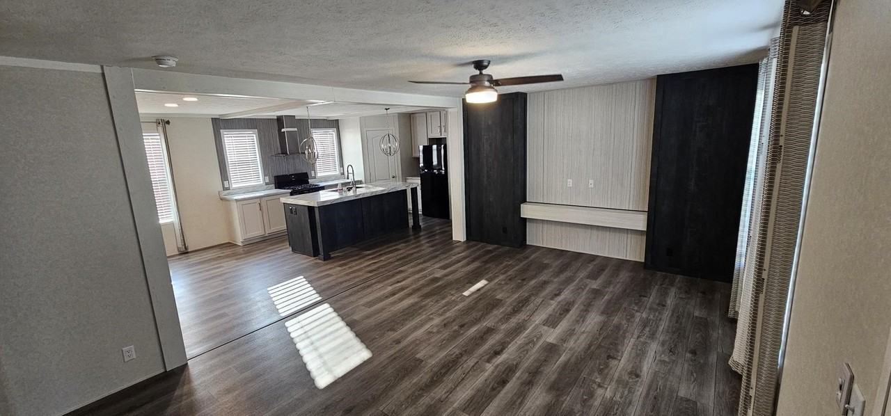 283 Mulberry #283 - Photo 2 of 12