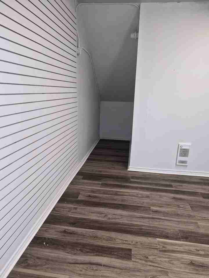 40 Essa Road - Photo 4 of 9