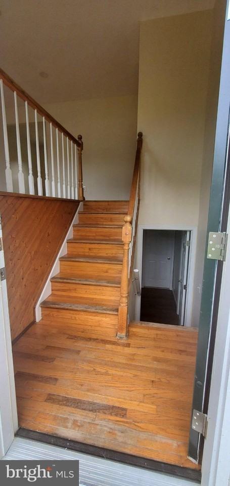 229 Barksdale Ave - Photo 4 of 50