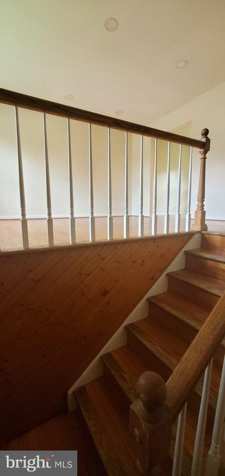 229 Barksdale Ave - Photo 5 of 50