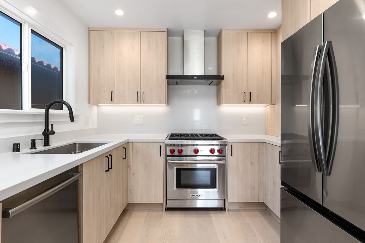 2345 Beach Blvd - Photo 4 of 45