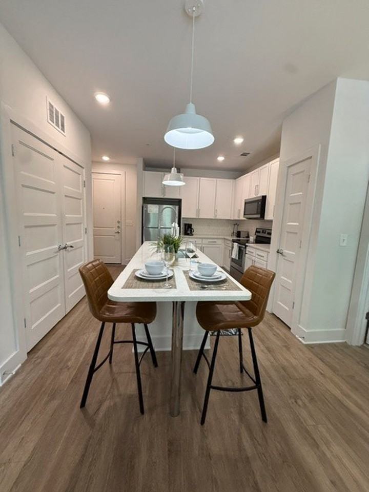 10105 Westside Parkway - Photo 5 of 16