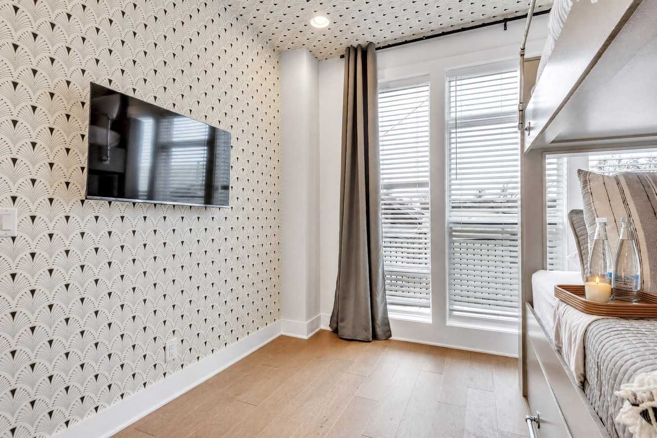 2176 Carson St #1607989P - Photo 7 of 45