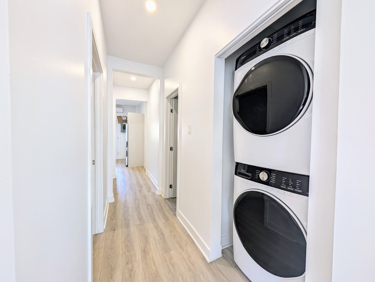 3522 Rue Evelyn - Photo 5 of 12