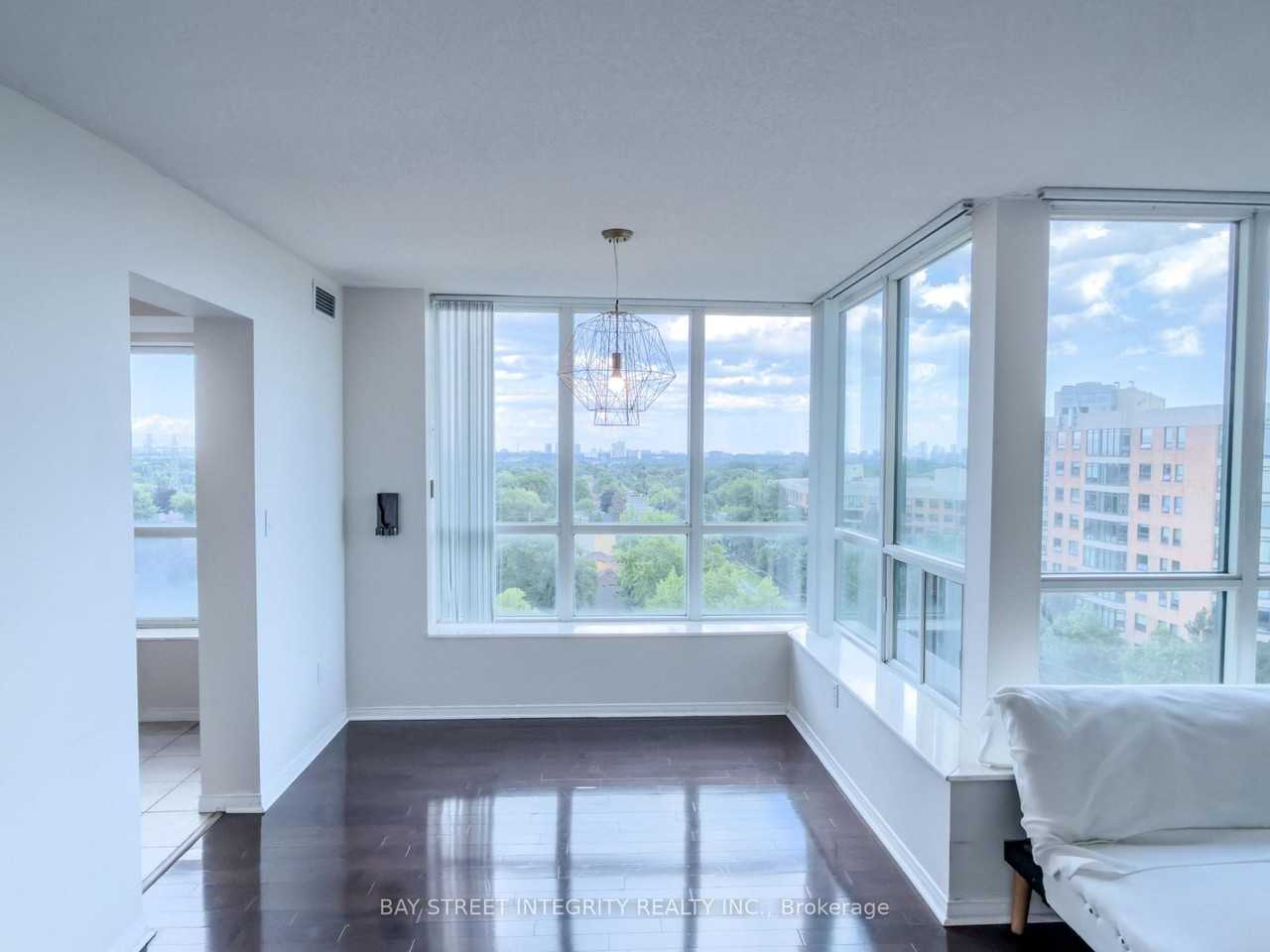 39 Pemberton Avenue - Photo 6 of 28
