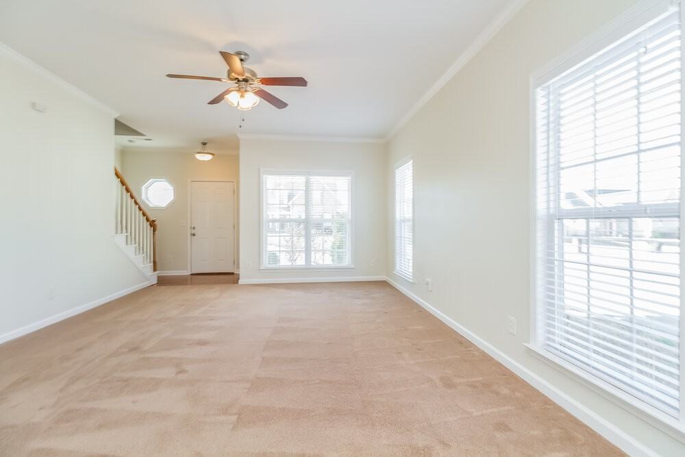 3432 Hamberton Cir - Photo 2 of 17