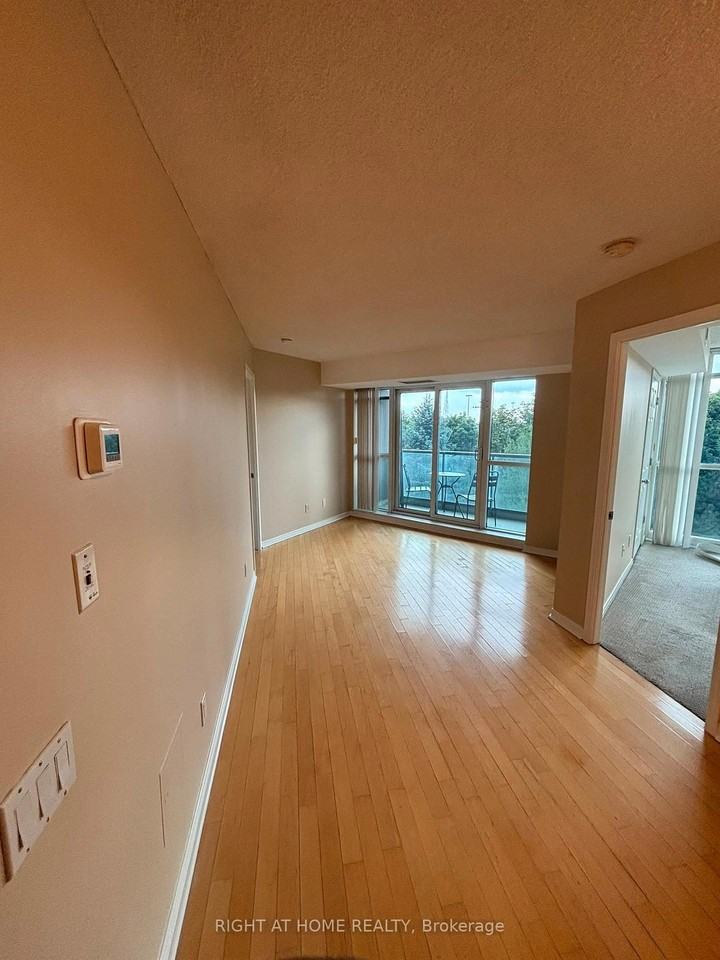 30 Harrison Garden Boulevard #503 - Photo 4 of 17