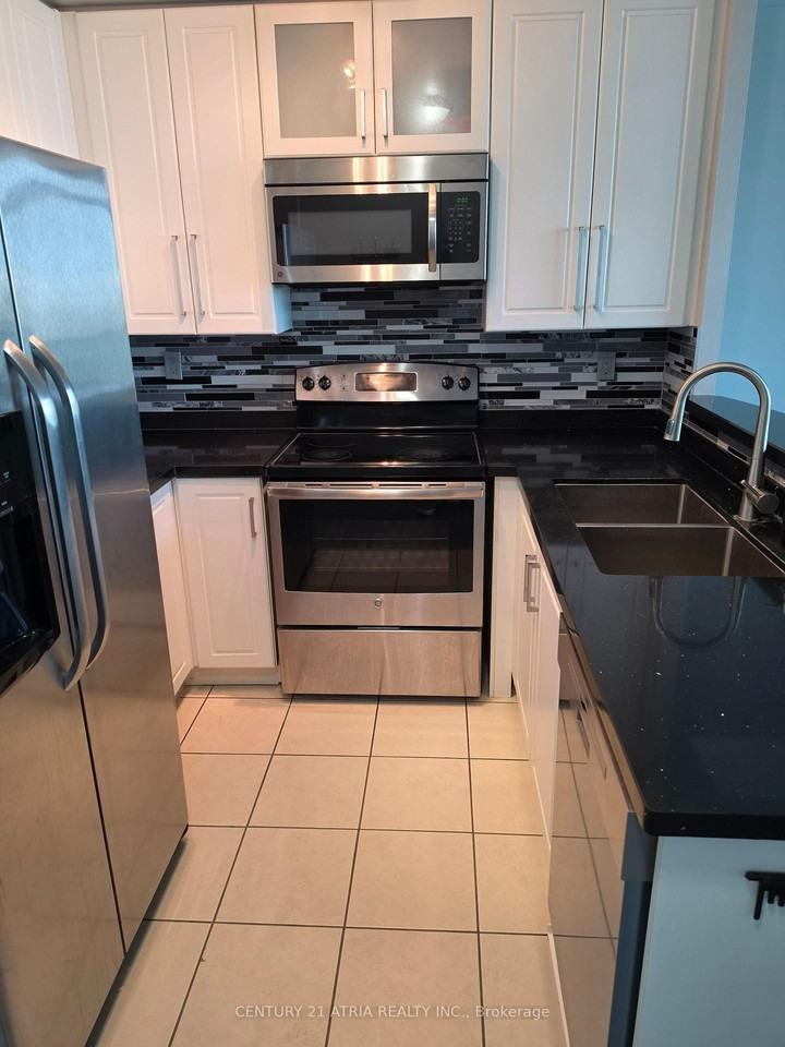 7 Lorraine Drive #2502 - Photo 2 of 18