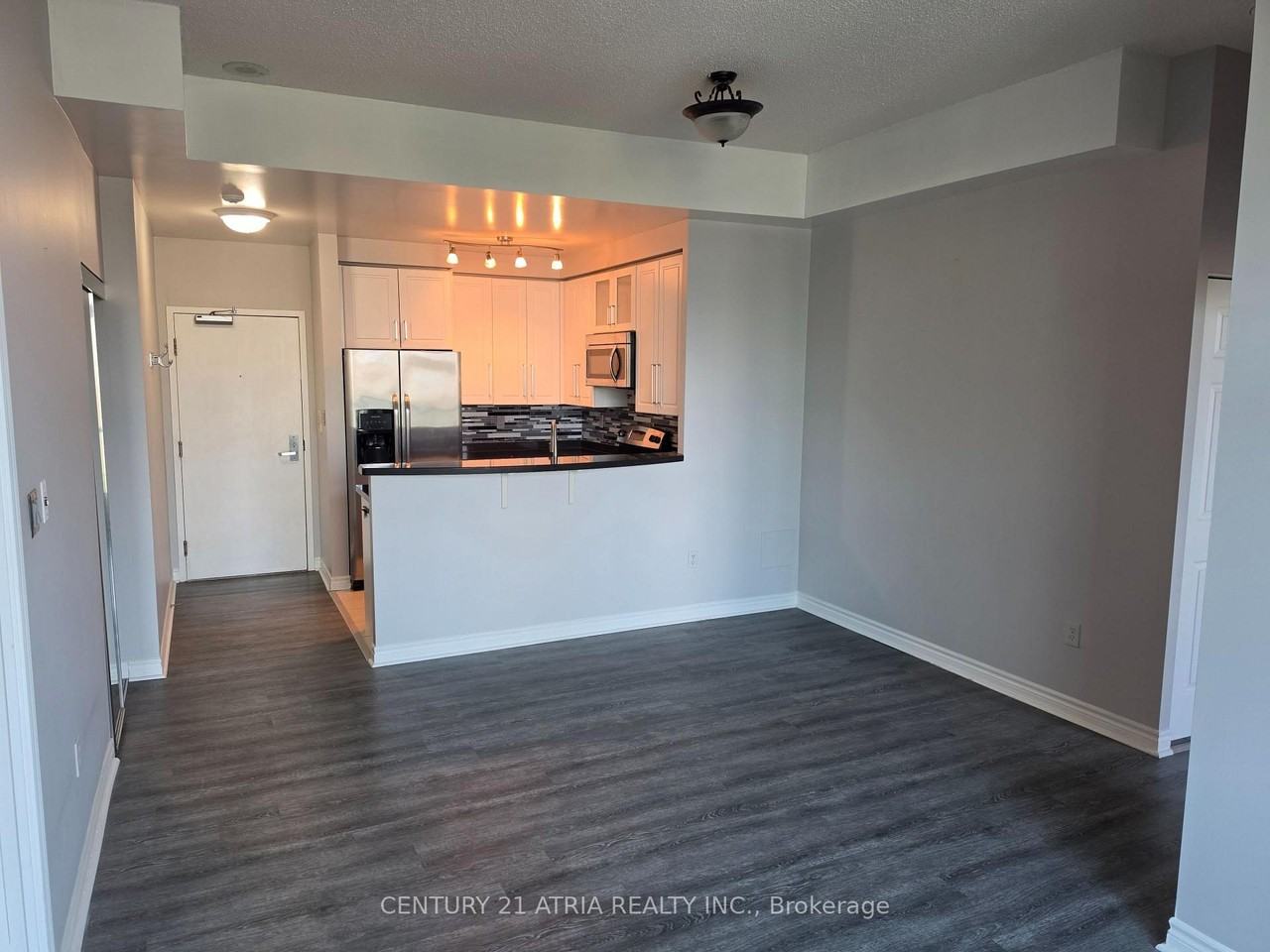 7 Lorraine Drive #2502 - Photo 3 of 18