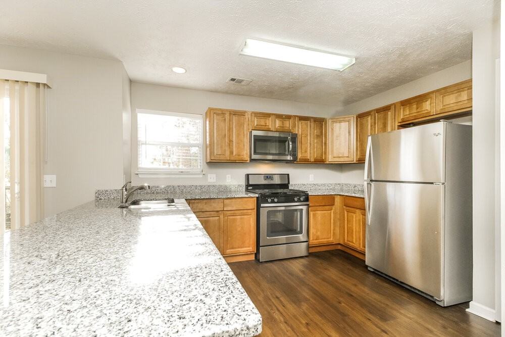 612 Forest Pointe Pl - Photo 6 of 17