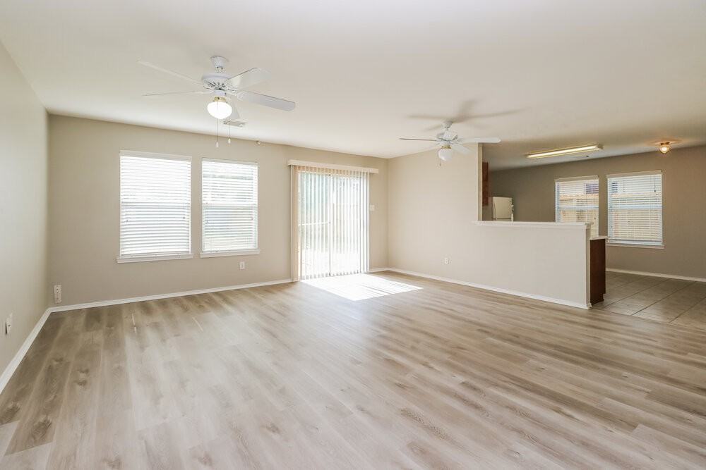 13102 Gatton Park Dr - Photo 4 of 17