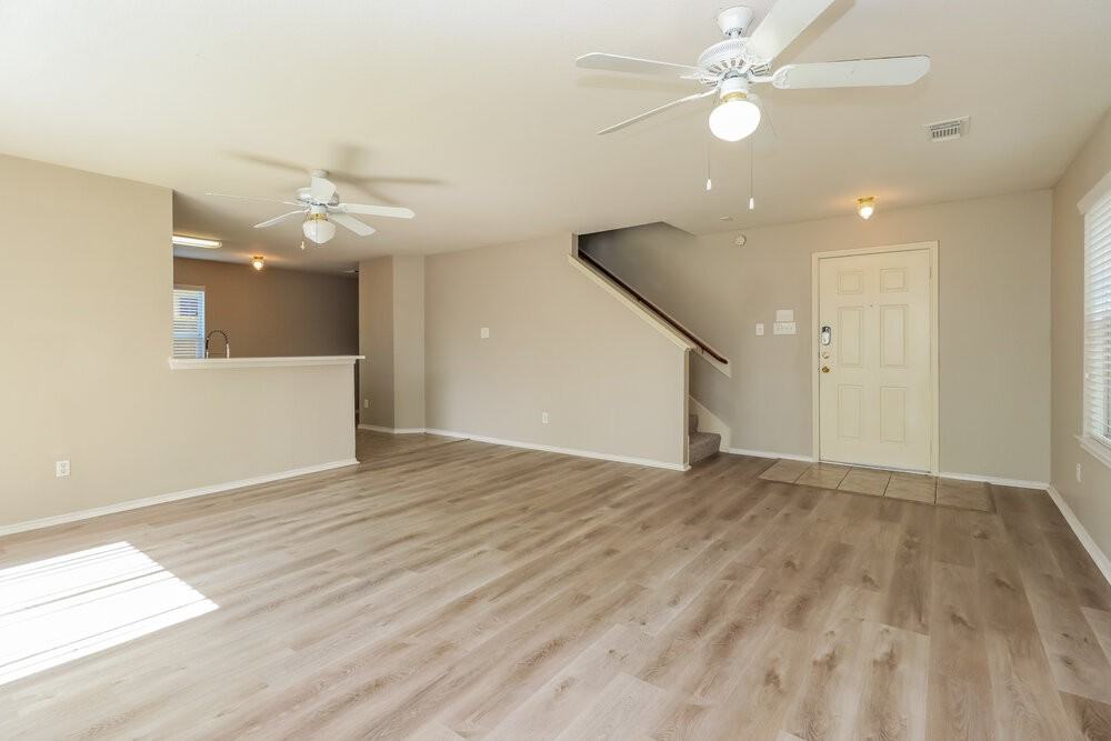 13102 Gatton Park Dr - Photo 5 of 17