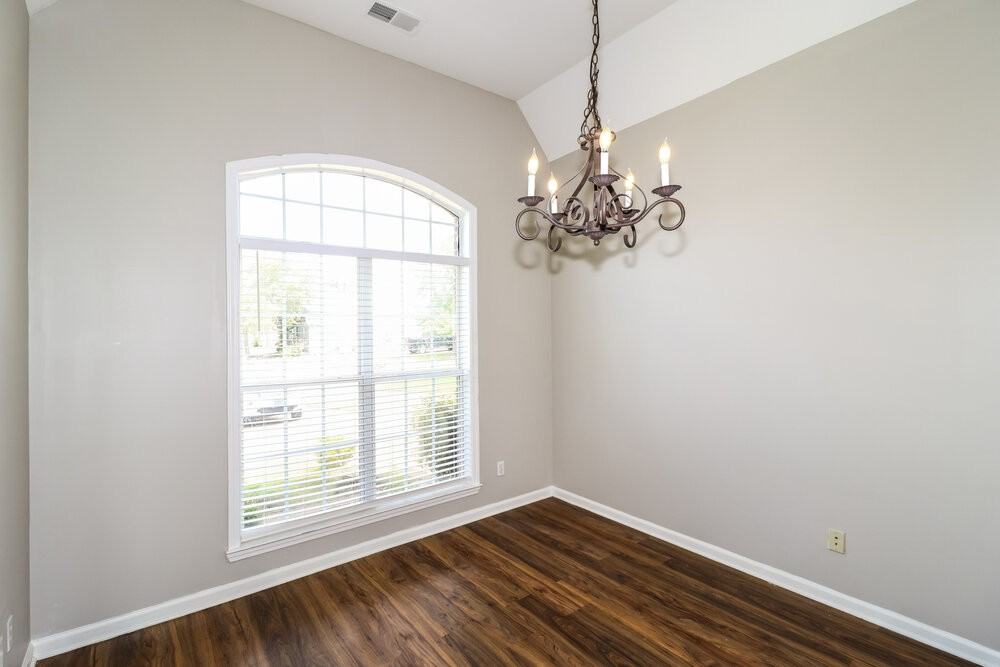 1605 S Frence Creek Cv - Photo 6 of 16