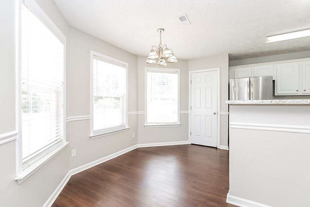 1921 Stoney Meadow Dr - Photo 5 of 17
