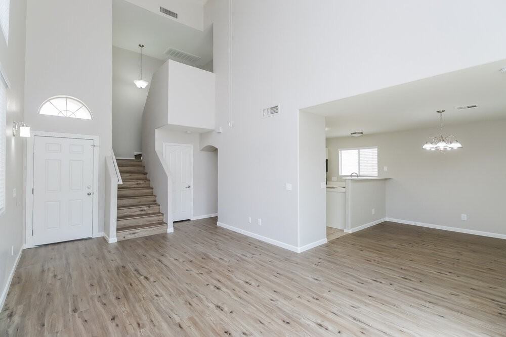 3719 E Inverness Ave #38 - Photo 4 of 17