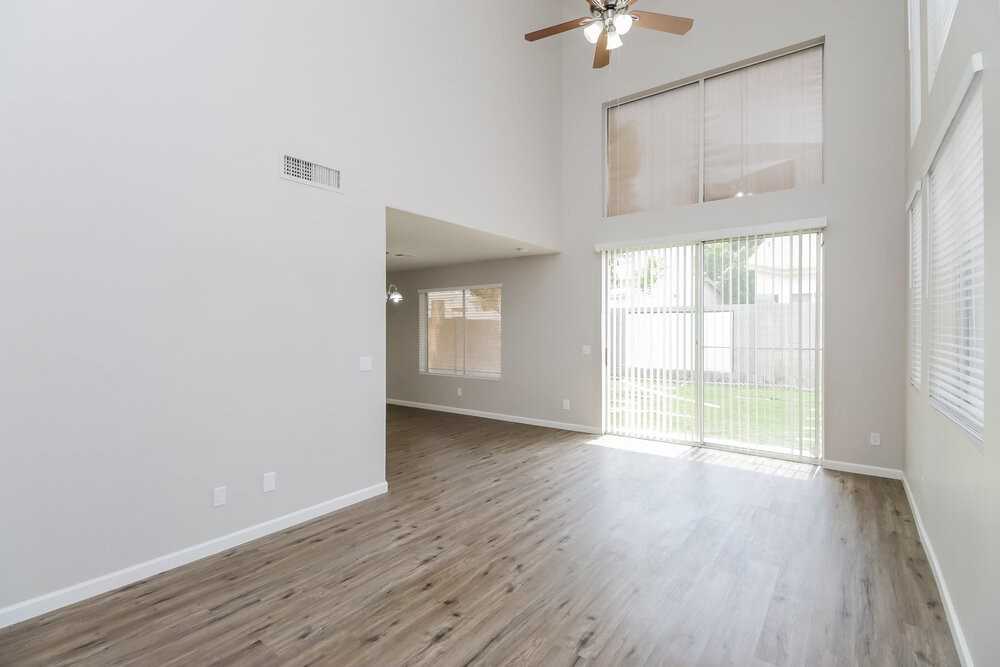 3719 E Inverness Ave #38 - Photo 5 of 17
