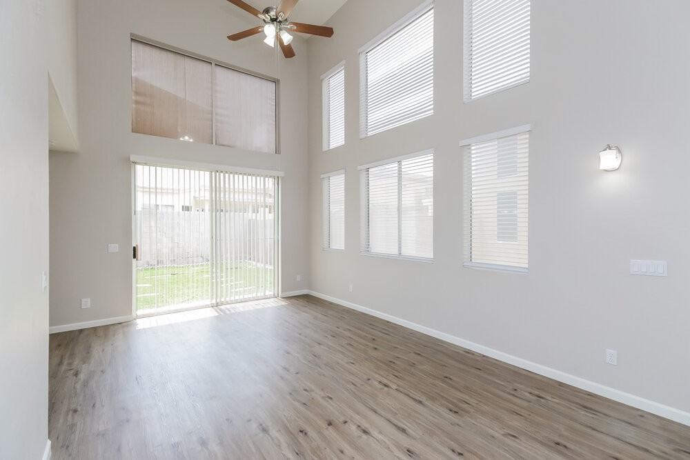 3719 E Inverness Ave #38 - Photo 6 of 17